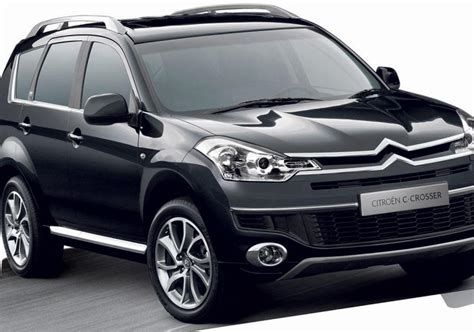 Citroen C-Crosser automobilio vaizdas