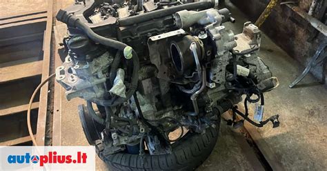 Peugeot 308 variklio skyriaus nuotrauka