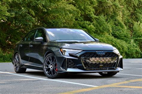 Audi RS serijos automobiliai