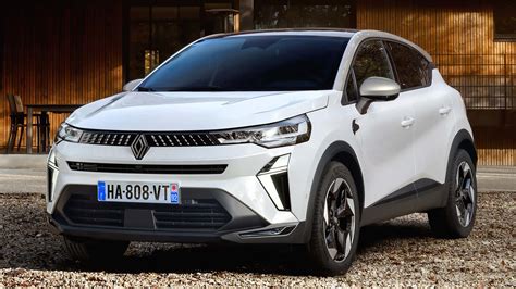 Renault Captur miesto aplinkoje