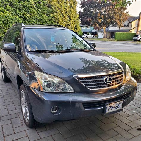 Infografika apie Lexus RX400h kuro sąnaudas