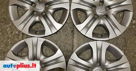 Skirtingų stilių ir medžiagų Toyota RAV4 atsarginių ratų gaubtai