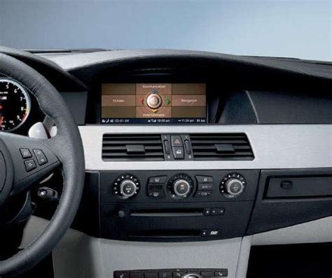 BMW E60 navigacijos sistema automobilyje