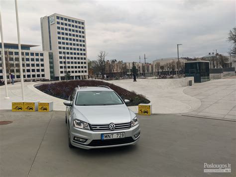 Kompozicijos pavyzdys automobilių fotografijoje