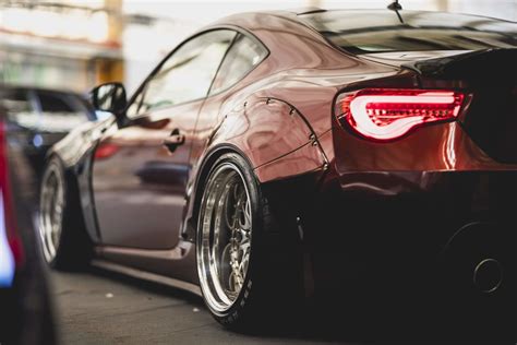 Automobilio išorės modifikacijos: spoileriai ir aerodinaminiai elementai
