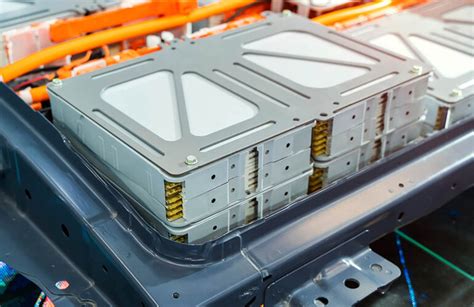 elektromobilio baterijos perdirbimas