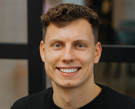 Automobilių dalių pristatymo logistika