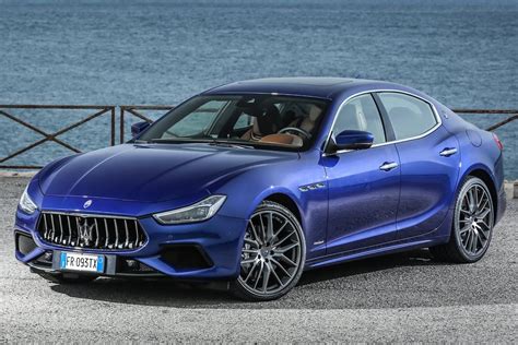 Maserati Ghibli pirmosios kartos dizainas