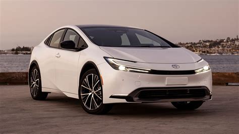 Toyota Prius hibrido galinė dalis