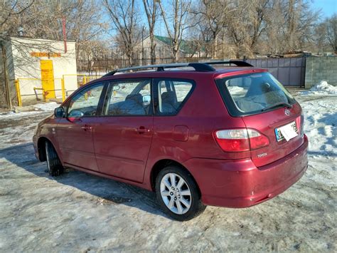 Toyota Avensis Verso 4D4 Vienaturis 2005 automobilio interjero nuotrauka