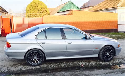 BMW E39 su Vossen CVT ratlankiais