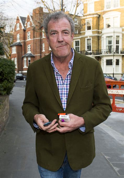 Jeremy Clarksonas pristato automobilius