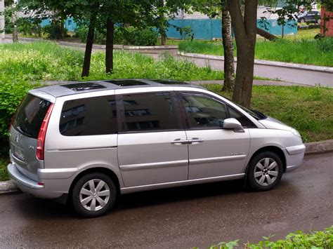 Citroen C8 priekis
