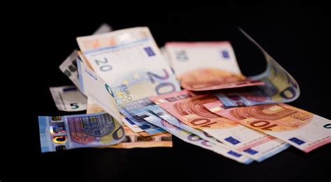 Baudų sistema už statybos pažeidimus