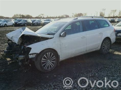 Volkswagen Passat priekinio stiklo keitimas