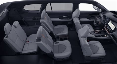 Toyota Highlander interjeras