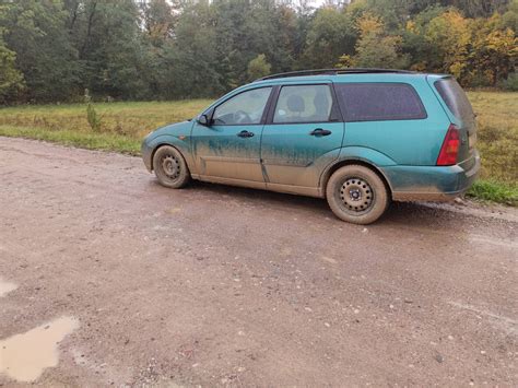 Grafikas, lyginantis benzininio ir dyzelinio automobilio degalų sąnaudas skirtingais greičiais