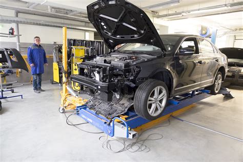 automobilio kėbulo geometrijos matavimo stendas