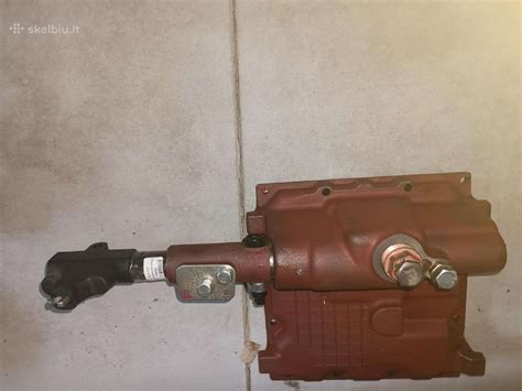 Schematinis MTZ pavarų dėžės išdėstymas