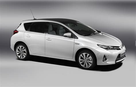 Toyota Auris ratlankių tipai