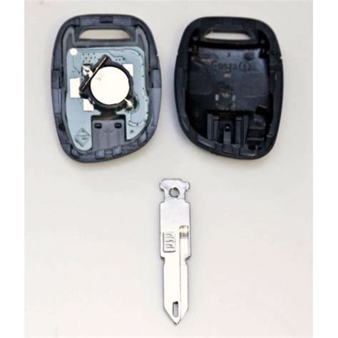 Renault Clio raktas su nuotolinio valdymo pulteliu ir baterijos keitimo instrukcija