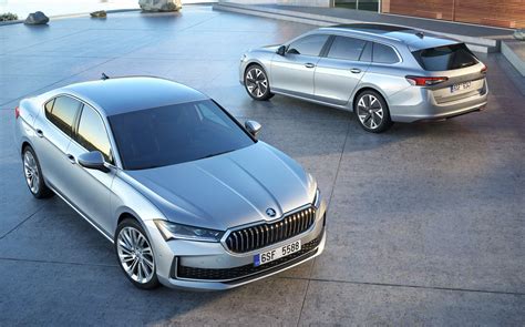 Škoda Superb nuotrauka