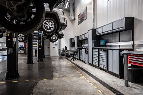 Užsakymų sistemos sąsaja automobilių serviso kompiuteryje