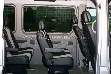 Erdvus ir komfortiškas mikroautobuso salonas