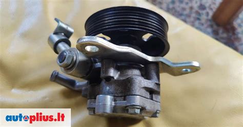 Sugedęs vairo stiprintuvo siurblys