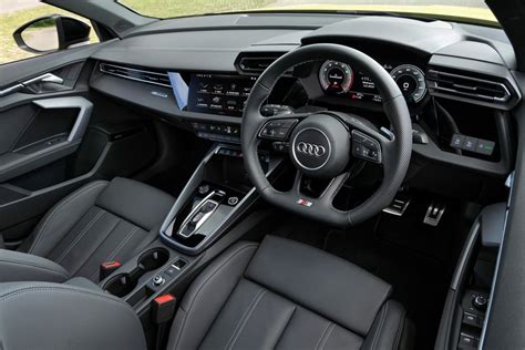 Audi A3 interjeras
