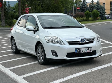 Toyota Auris 1.6 interjeras