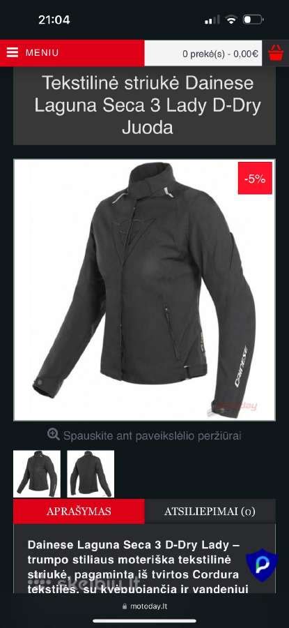 Motociklininkas su šalmu ir moto apranga