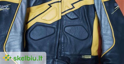 Motociklininkas su apsaugine apranga