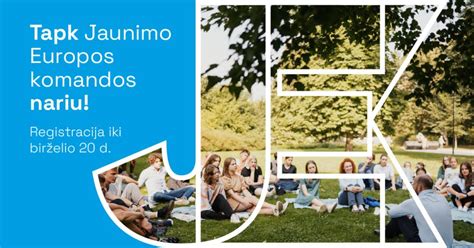 Diskusija tarp komisijos narių