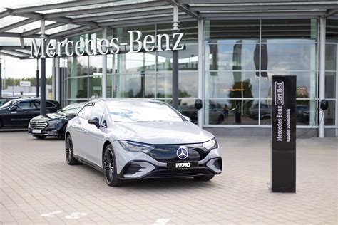 Įvairūs naudoti automobiliai Autopark aikštelėje