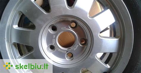 Schema, kaip atrodo automobilio ratlankis su 5x100 tvirtinimo taškų schema