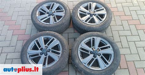 Skirtingi lengvojo lydinio ratlankių R16 modeliai