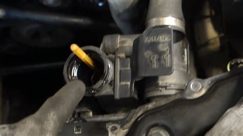 Scheminis BMW E46 aušinimo sistemos pavaizdavimas