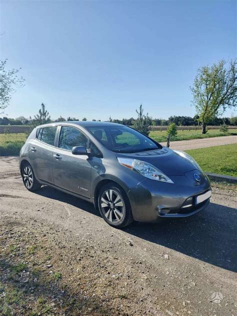 Nissan Leaf automobilio istorija ir modeliai