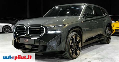 BMW automobiliai servise