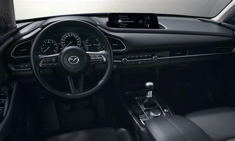 Mazda 6 interjero dizainas