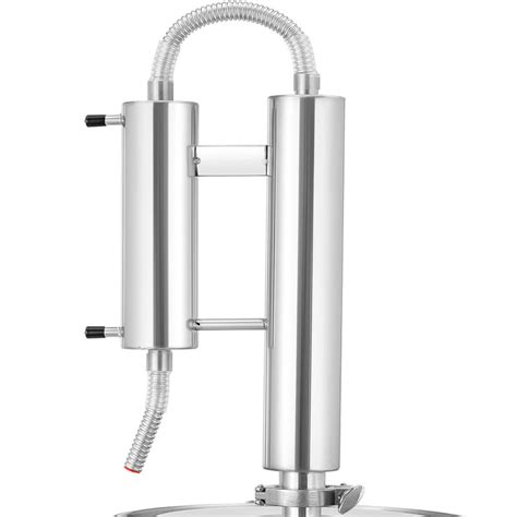 Simbolinis automobilis su alkoholio matuokliu