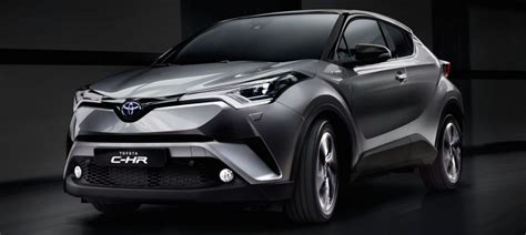 Toyota C-HR automobilio nuotrauka