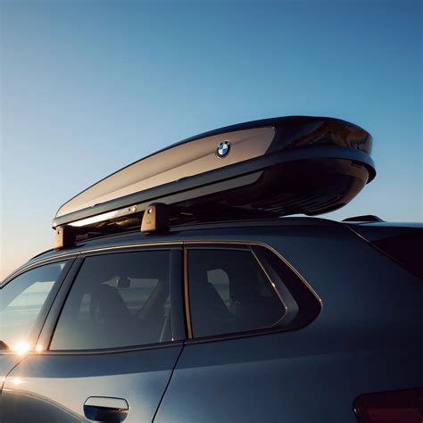 BMW F10 su stogo bagažine