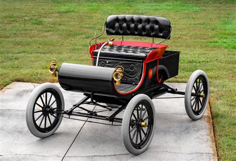 Oldsmobile Curved Dash Runabout, 1901 m.