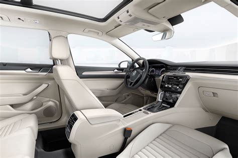 Volkswagen Passat B8 interjero vaizdas