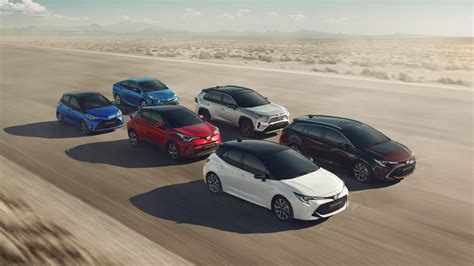 Toyota automobiliai ir klientų aptarnavimas