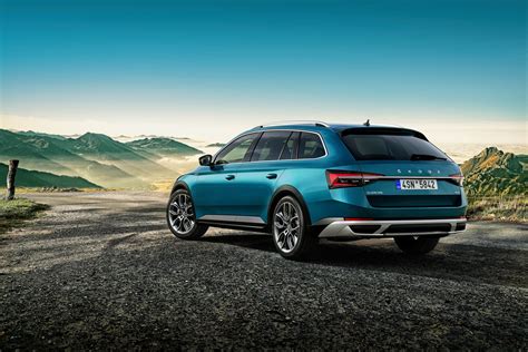 Škoda Superb Scout dizaino detalės