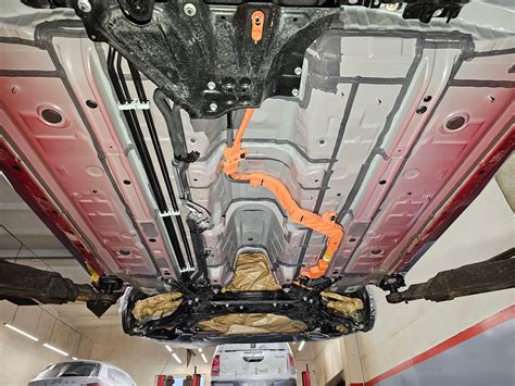 Antikorozinės dangos pavyzdys ant automobilio
