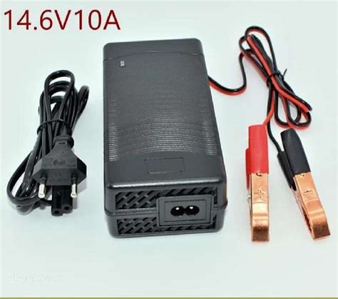 Akumuliatoriaus įkroviklio vidinė struktūra